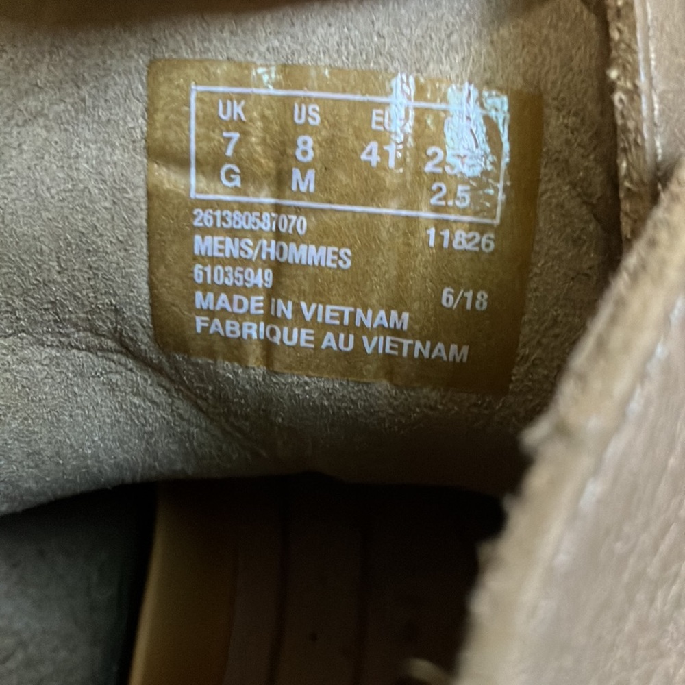 Clarks - Picture 14 of 17
